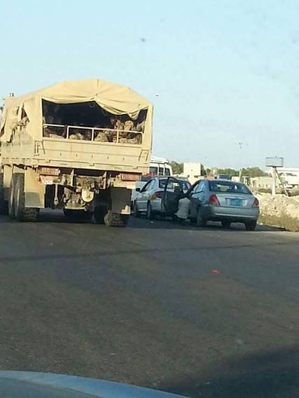 شاهد قوات من الجيش السوداني تنتشر في شوارع عدن لحفظ الأمن (صور)