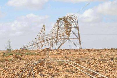 محافظ صنعاء يوجه بإرسال الفرق الهندسية لإصلاح أبراج الكهرباء بنقيل وفرضة نهم